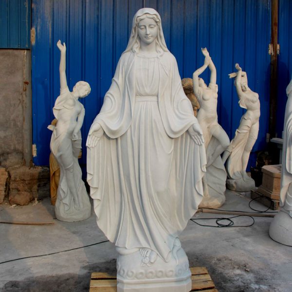 The miracle of the mother Mary statue, the symbol of the pure heart and ideas